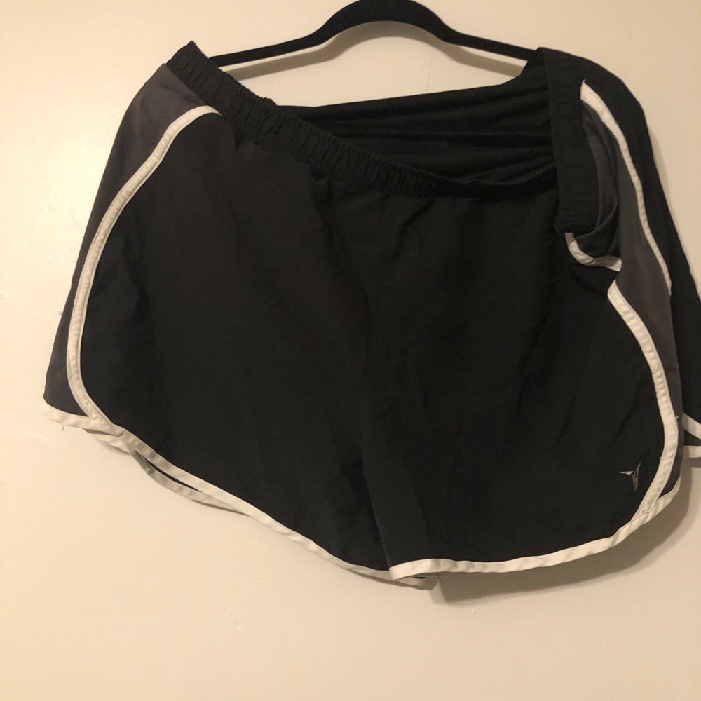 Running shorts